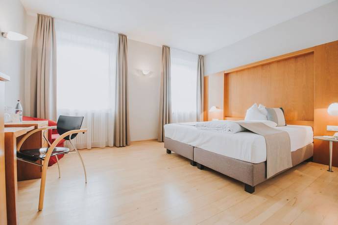 Imagen de la habitación del Hotel Landgasthof zur Post, Kleinweichshofen. Foto 5