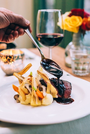 Imagen del bar/restaurante del Hotel Landgoed Kasteel Oud-poelgeest. Foto 8