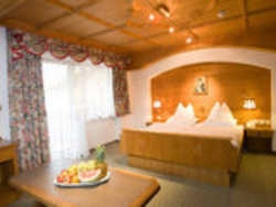 Imagen de la habitación del Hotel Landgut Zapfenhof. Foto 4