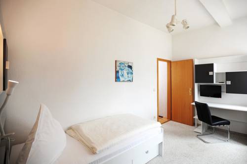 Imagen general del Hotel Land-gut-hotel Landhotel Plauen - Gasthof Zwoschwi. Foto 1