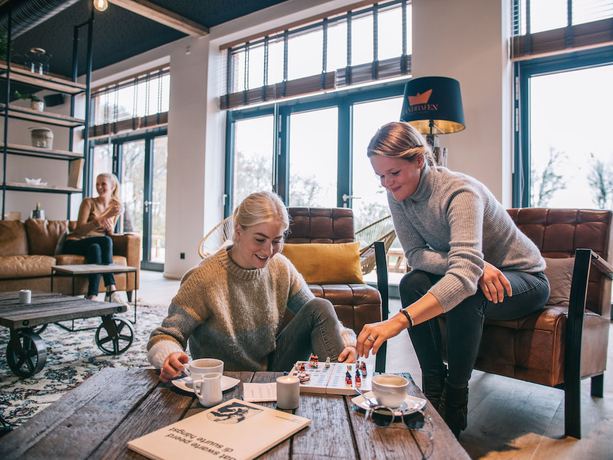 Imagen de los interiores del Hotel Landhafen. Foto 15