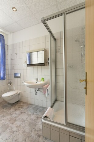 Imagen de la habitación del Hotel Landhaus Bergidyll. Foto 20