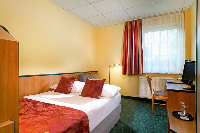 Imagen de la habitación del Hotel Landhaus Dierkow. Foto 5