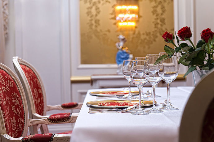Imagen de los interiores del Hotel Landhaus Dierkow. Foto 15