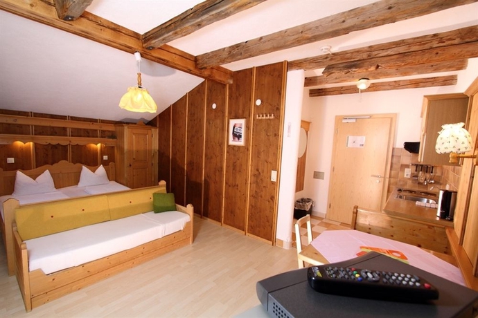 Imagen de la habitación del Hotel Landhaus Edelweiss. Foto 5