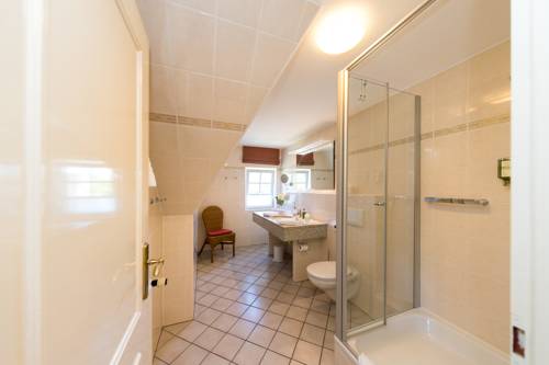 Imagen de la habitación del Hotel Landhaus Ellerbrock. Foto 8