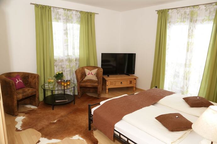Imagen de la habitación del Hotel Landhaus Ertle, Bad Wiessee. Foto 13