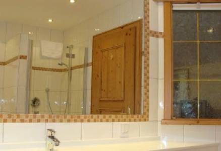 Imagen de la habitación del Hotel Landhaus Gr&uuml;nau. Foto 15