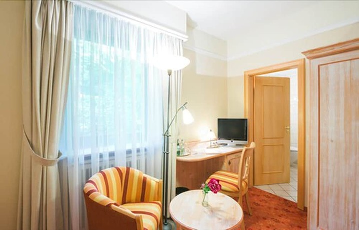 Imagen de la habitación del Hotel Landhaus H&ouml;pen. Foto 14