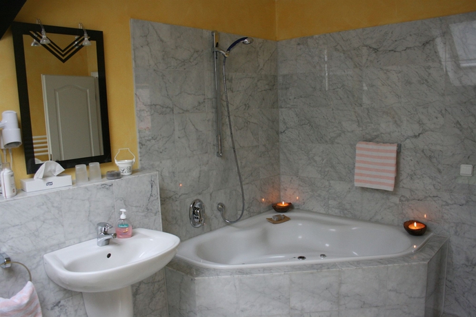 Imagen de la habitación del Hotel Landhaus Knappmann. Foto 11