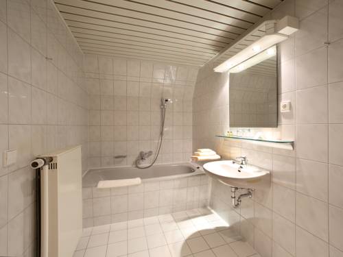 Imagen de la habitación del Hotel Landhaus Marsdorf. Foto 13