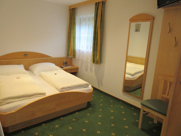 Imagen de la habitación del Hotel Landhaus Maurer. Foto 12