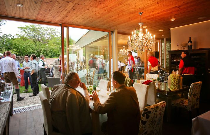 Imagen del bar/restaurante del Hotel Landhaus Moserhof. Foto 2