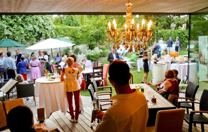 Imagen del bar/restaurante del Hotel Landhaus Moserhof. Foto 3