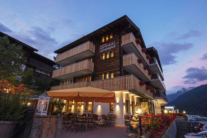 Imagen de los interiores del Hotel Landhaus, Obergoms. Foto 11