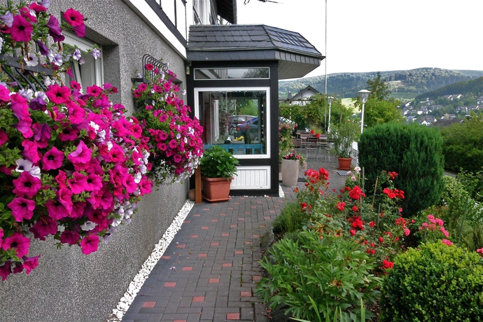 Imagen de los exteriores del Hotel Landhaus Pension Vo&szlig;. Foto 18