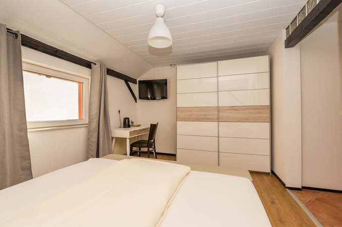 Imagen de la habitación del Hotel Landhaus Pohlhof. Foto 6