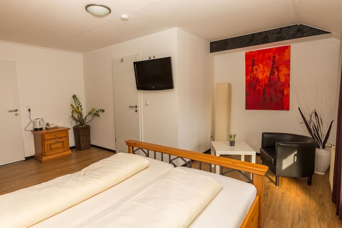 Imagen de la habitación del Hotel Landhaus Pohlhof. Foto 10