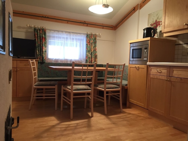 Imagen de la habitación del Hotel Landhaus Rosengartl Krimml. Foto 11