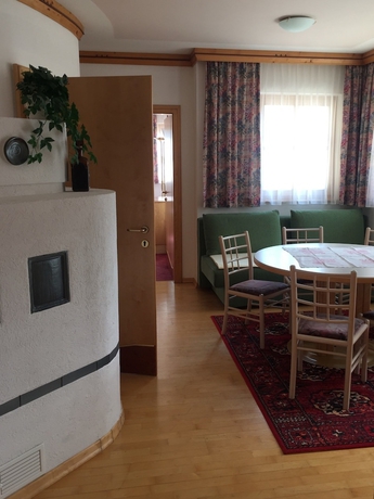Imagen de la habitación del Hotel Landhaus Rosengartl Krimml. Foto 14