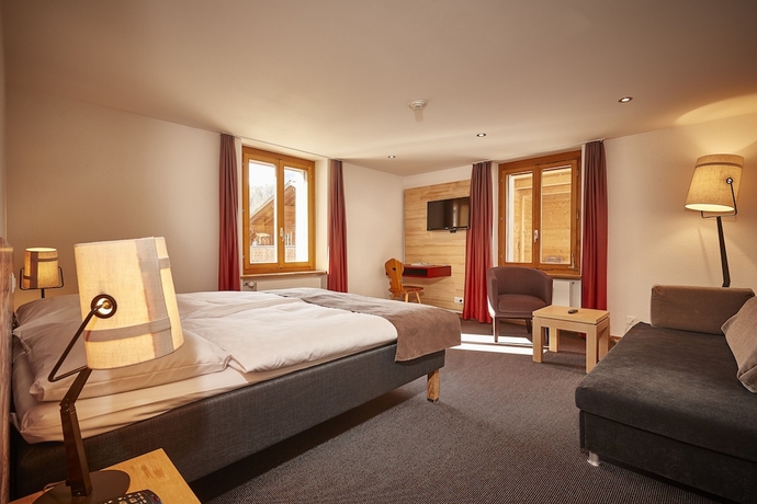 Imagen de la habitación del Hotel Landhaus, SAANEN. Foto 3