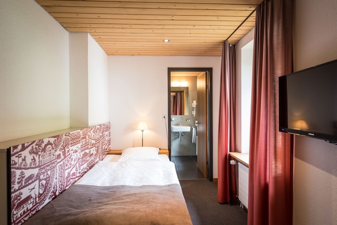 Imagen de la habitación del Hotel Landhaus, SAANEN. Foto 6