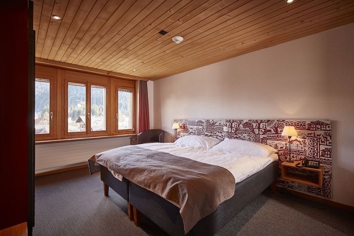 Imagen de la habitación del Hotel Landhaus, SAANEN. Foto 14