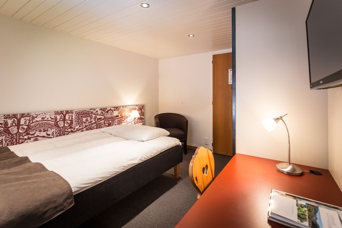 Imagen de la habitación del Hotel Landhaus, SAANEN. Foto 16