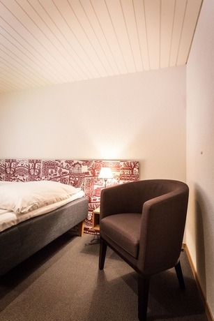 Imagen de la habitación del Hotel Landhaus, SAANEN. Foto 17