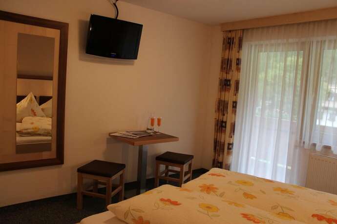 Imagen general del Hotel Landhaus Sch&ouml;pf and Haus Alpina. Foto 2