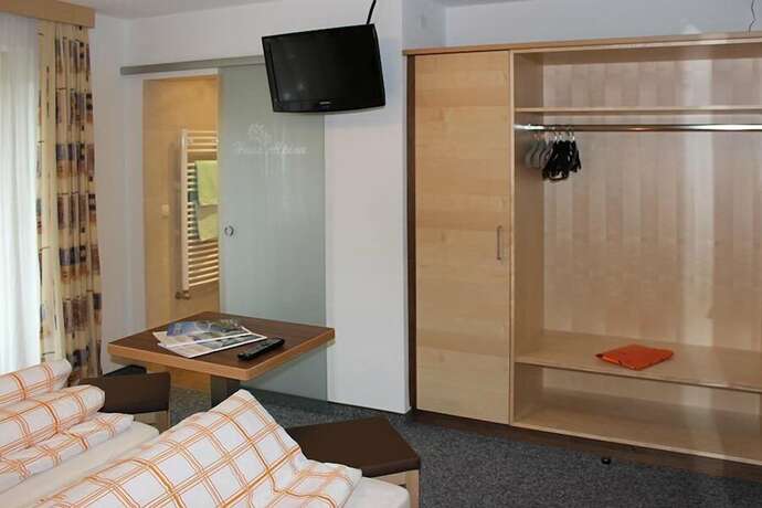 Imagen general del Hotel Landhaus Sch&ouml;pf and Haus Alpina. Foto 5