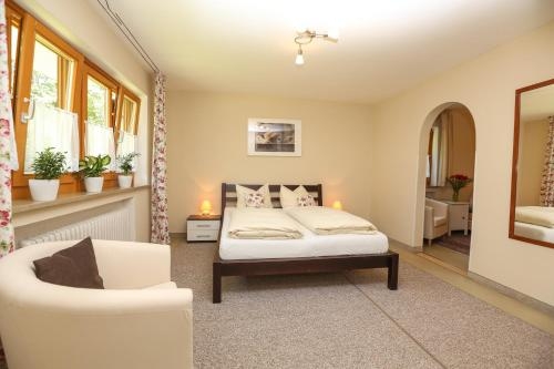 Imagen de la habitación del Hotel Landhaus Schwaben. Foto 10