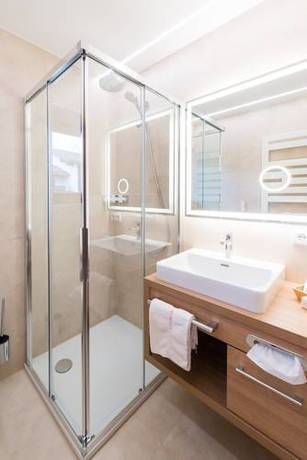 Imagen de la habitación del Hotel Landhaus Strobl Am See. Foto 12