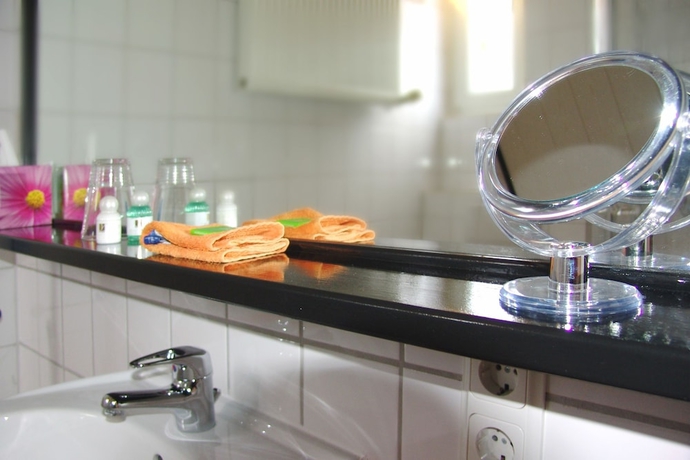 Imagen de la habitación del Hotel Landhaus Uttum. Foto 3
