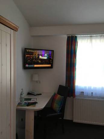 Imagen de la habitación del Hotel Landhaus Wesermarsch. Foto 11