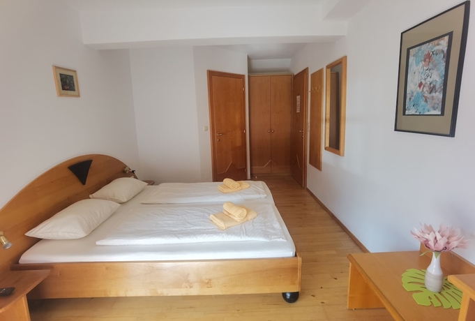 Imagen de la habitación del Hotel Landhaus Zell Am See. Foto 12