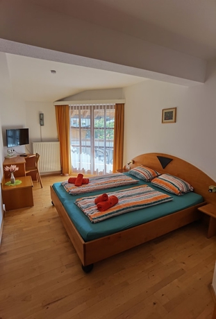 Imagen de la habitación del Hotel Landhaus Zell Am See. Foto 15