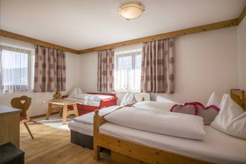 Imagen de la habitación del Hotel Landhaus Zillertal. Foto 4