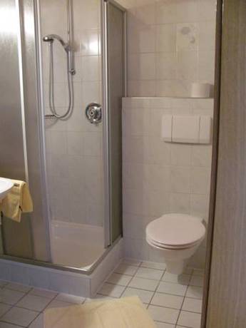 Imagen de la habitación del Hotel Landhaus Zillertal. Foto 10