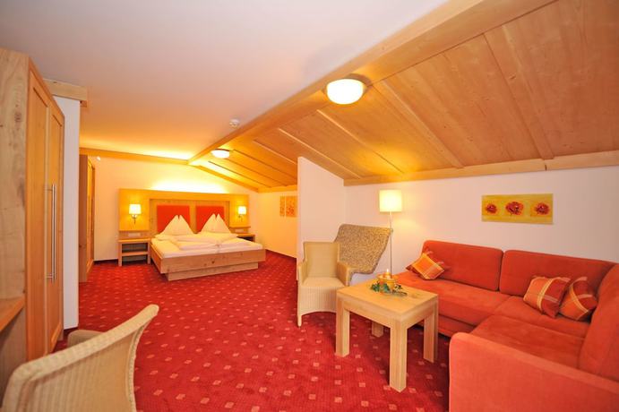 Imagen de la habitación del Hotel Landhotel Alpenhof. Foto 15