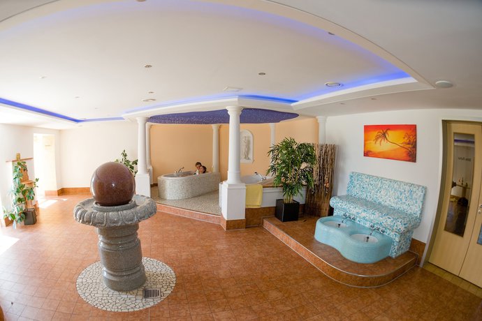 Imagen de la piscina del Hotel Landhotel Aschenbrenner. Foto 18