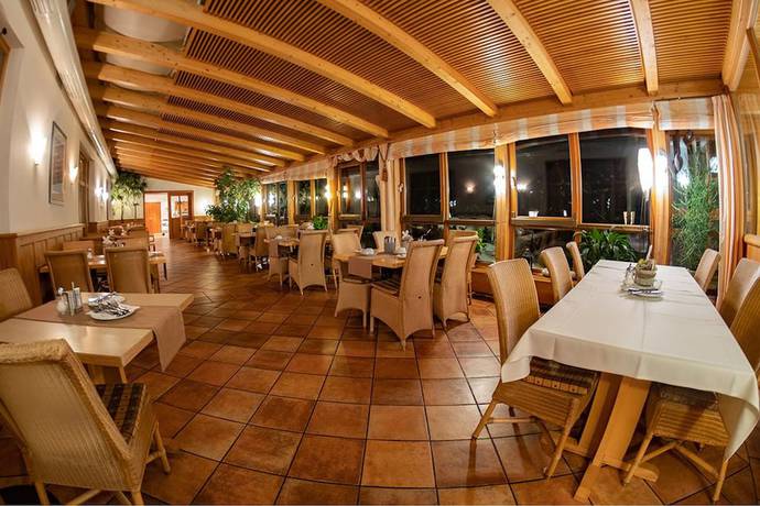 Imagen del bar/restaurante del Hotel Landhotel Aschenbrenner. Foto 7