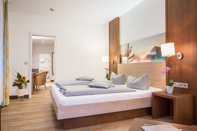 Imagen de la habitación del Hotel Landhotel B&ouml;ld And Restaurant Uhrmacher Oberammergau. Foto 2
