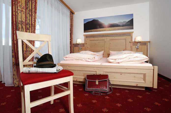 Imagen de la habitación del Hotel Landhotel B&ouml;ld And Restaurant Uhrmacher Oberammergau. Foto 3