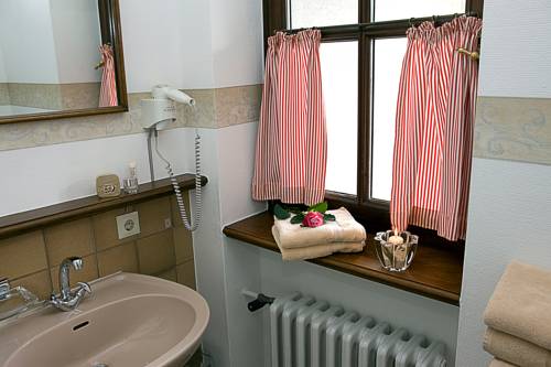 Imagen de la habitación del Hotel Landhotel Büker. Foto 8