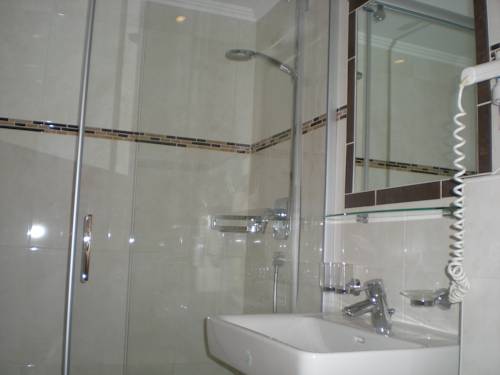 Imagen de la habitación del Hotel Landhotel Denggerhof. Foto 3