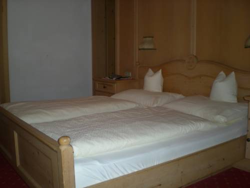 Imagen de la habitación del Hotel Landhotel Denggerhof. Foto 9