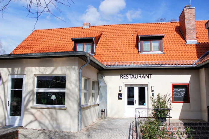 Imagen de los exteriores del Hotel Landhotel Diana. Foto 14