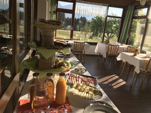 Imagen del bar/restaurante del Hotel Landhotel Gasthof Eichhof. Foto 6