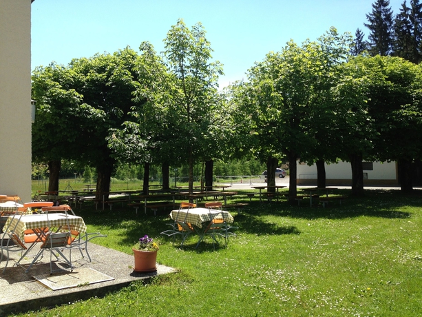 Imagen de los exteriores del Hotel Landhotel Gasthof Eichhof. Foto 19